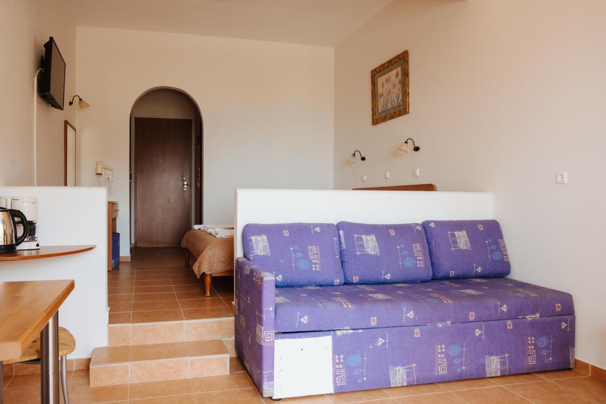 Finikas Apartments Плакиас Екстериор снимка